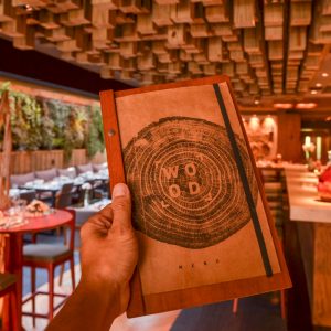 Wood Lounge Bar e Restaurante
